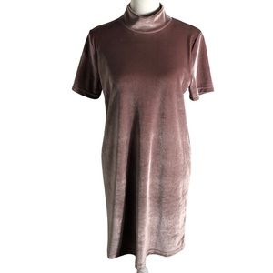 Madewell rose mick neck short sleeve velvet dress. Sz Small